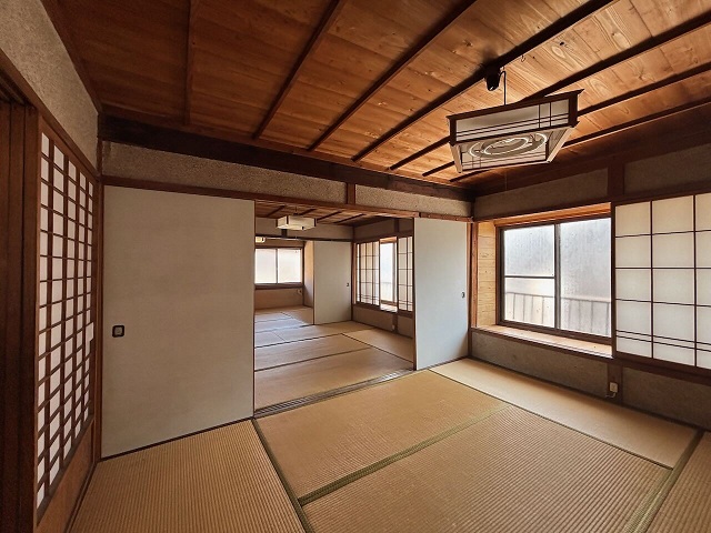 commercial 西町（にしまち）