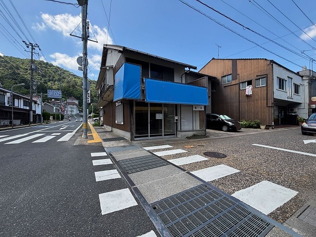 commercial 西町（にしまち）