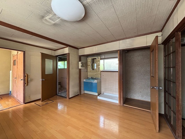 commercial 西町（にしまち）