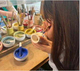 旅先にて焼き物体験写真